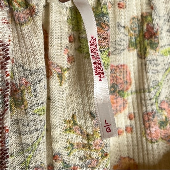 Free People Because I Love You Top Sheer Oversized Mix match print Sz L - Picture 4 of 8